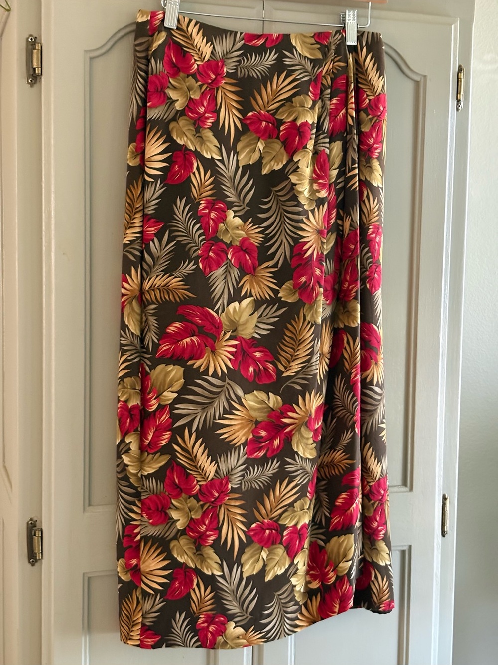 Vintage LIZ CLAIBORNE Collection 100% Silk Lined Tropical Wrap Skirt | Size 6